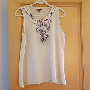 Sleeveless sheer blouse